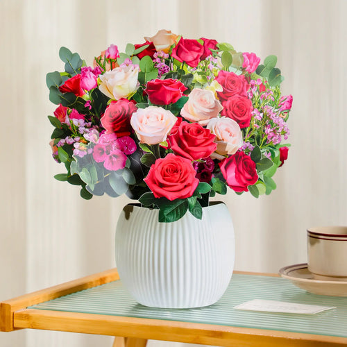 Rosy Radiance Pop-Up Bouquet